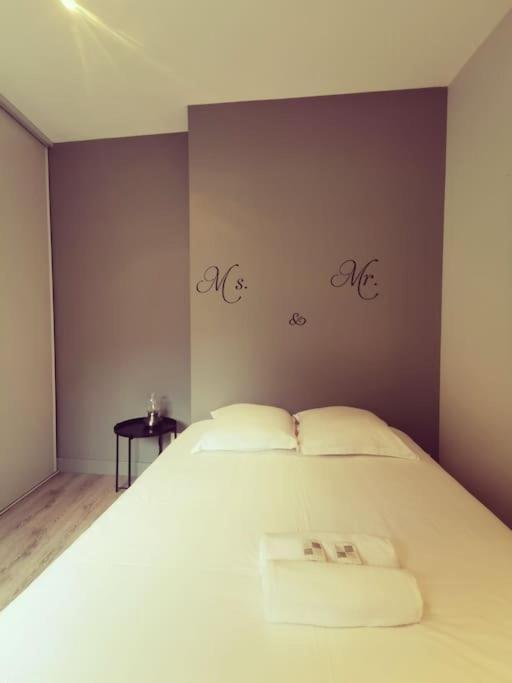 Vienne: Appartement Au Coeur Du Centre Historique Vienne  Exteriör bild